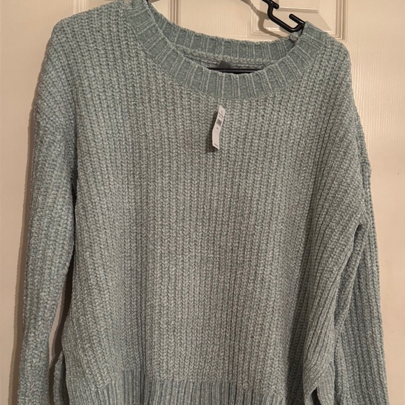 aerie Sweaters - Aerie Light Blue Women’s Pullover Sweater Size M Medium